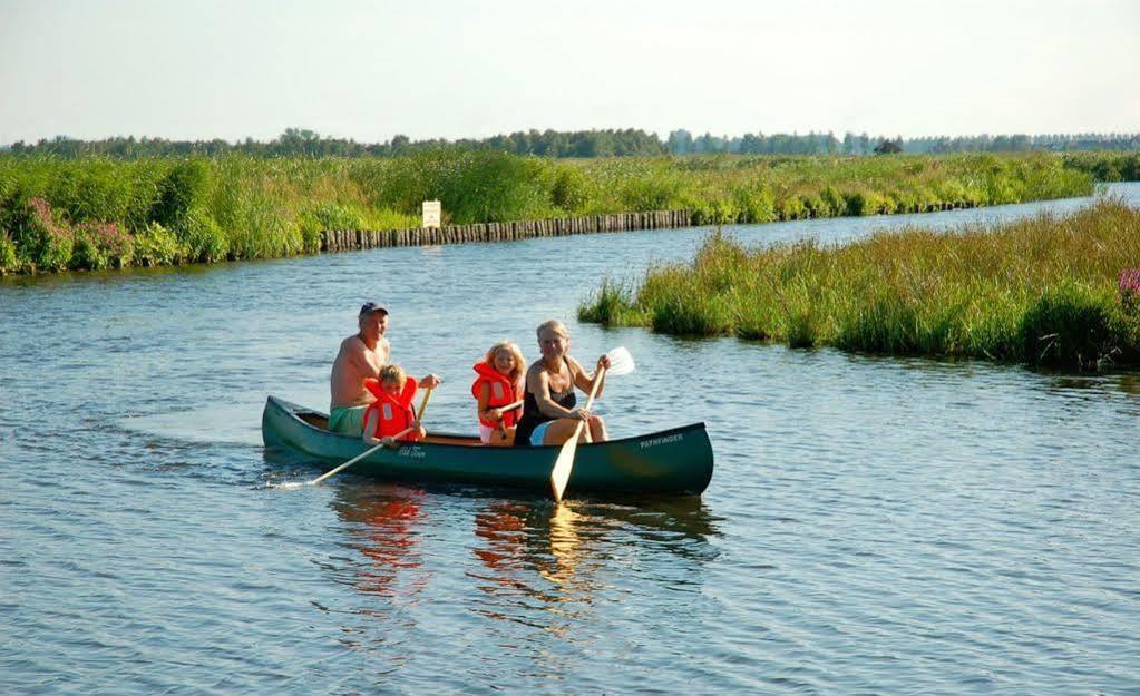 Bed In Waterland Bed & Breakfast บรุคอินวาเทอร์ลานด์ ภายนอก รูปภาพ